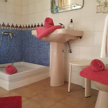 Willkommen Im Paradies - Welcome In Paradise - Bienvenidos Al Paraiso *