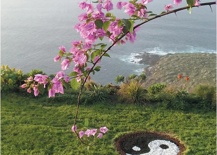 Willkommen Im Paradies - Welcome In Paradise - Bienvenidos Al Paraiso