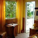 Willkommen Im Paradies - Welcome In Paradise - Bienvenidos Al Paraiso Casa vacanze