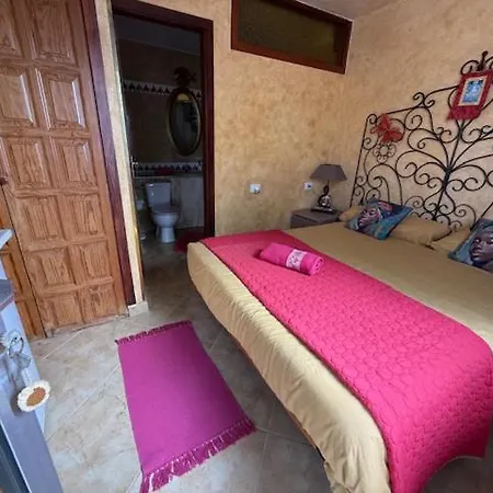 Willkommen Im Paradies - Welcome In Paradise - Bienvenidos Al Paraiso *