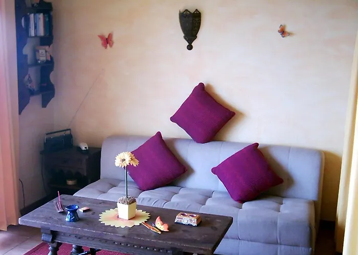 Willkommen Im Paradies - Welcome In Paradise - Bienvenidos Al Paraíso