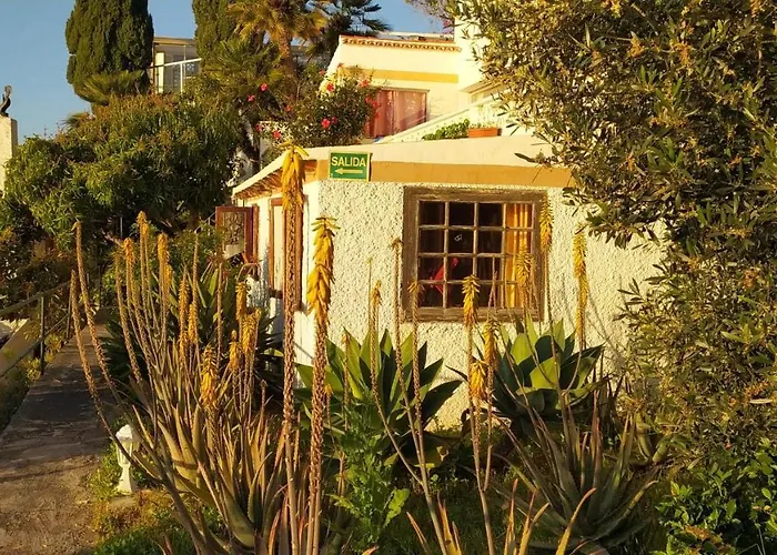 Willkommen Im Paradies - Welcome In Paradise - Bienvenidos Al Paraiso