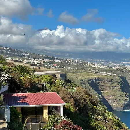 Willkommen Im Paradies - Welcome In Paradise - Bienvenidos Al Paraiso 別荘